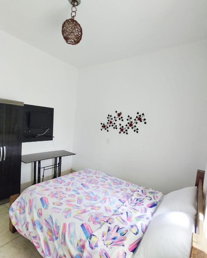 Hostel Dela Tiradentes Luaran gambar