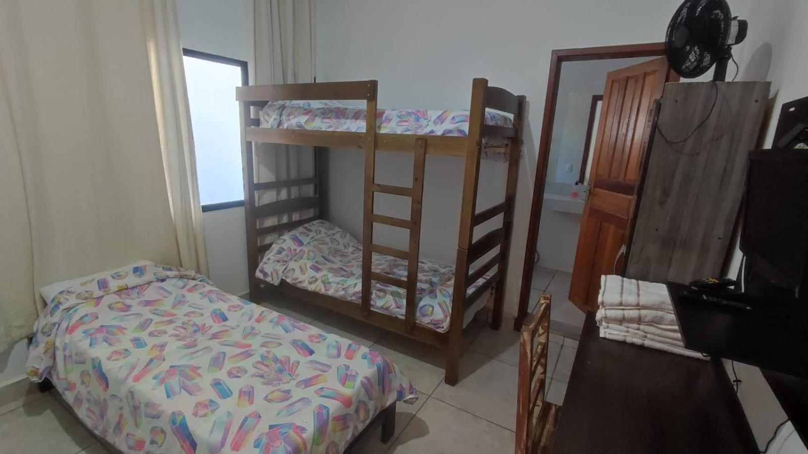 Hostel Dela Tiradentes Luaran gambar