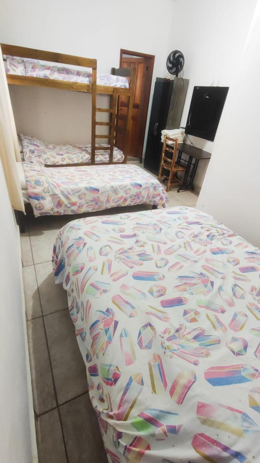 Hostel Dela Tiradentes Luaran gambar